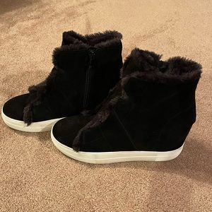 Very Volatile Los Angeles Zip up shoes